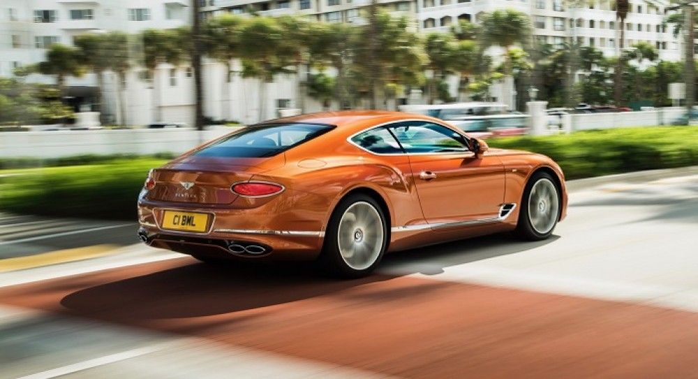 Δυναμίτης η νέα Bentley Continental GT V8 με 542 ίππους