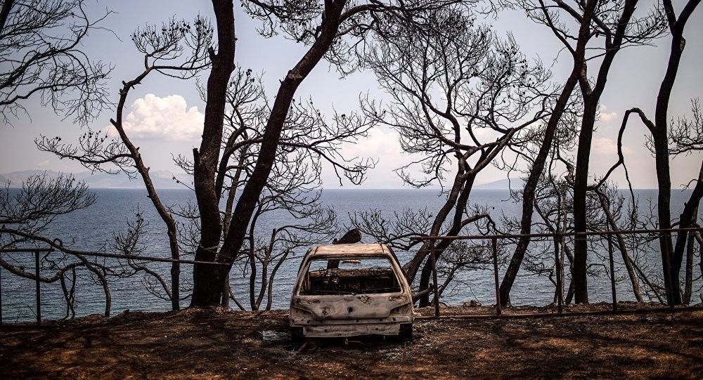 «Τρικλοποδιές» στην έρευνα για το Μάτι