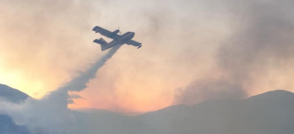 Σε ύφεση η πυρκαγιά στην Κεφαλονιά &#8211; Επέστρεψαν στα σπίτια τους οι κάτοικοι στο Καπανδρίτι