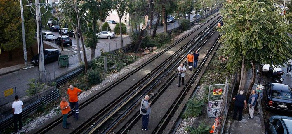 Κακοκαιρία: Στην Αττική το μεγαλύτερο πρόβλημα-Σε επιφυλακή μέχρι και το απόγευμα η Πυροσβεστική