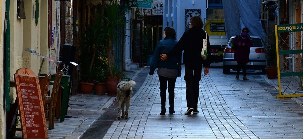 Κορωνοϊός: Κρίσιμες οι επόμενες μέρες-Νέα μέτρα στο τραπέζι