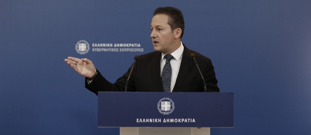 Πέτσας διαψεύδει &#8220;Δημοκρατία&#8221;: Fake news τα περί επικοινωνίας Σουρανή-Καλίν