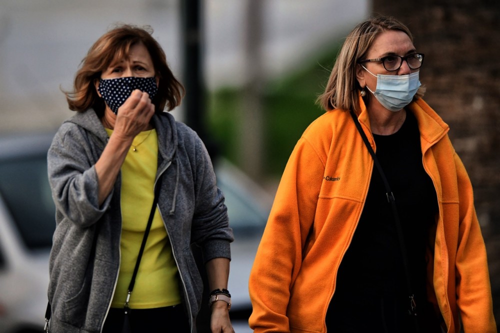 Αύξηση ιικού φορτίου στα λύματα της Αττικής-Οι φόβοι για το τρίτο κύμα κορωνοϊού