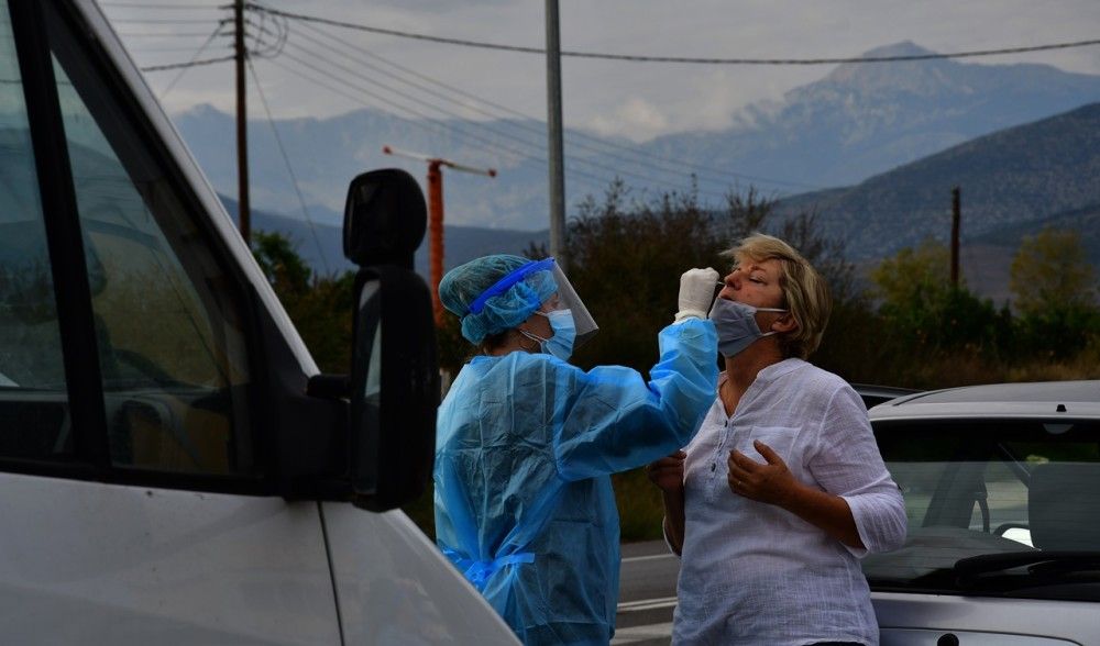 Κορωνοϊός: 444 νέα κρούσματα, 350 οι διασωληνωμένοι &#8211; 39  νεκροί