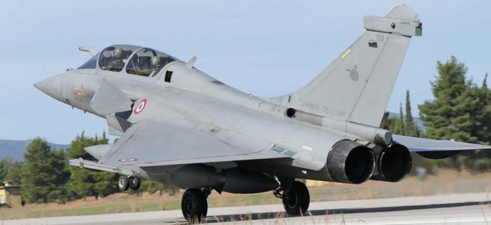 Στην Τανάγρα τέσσερα γαλλικά μαχητικά Rafale