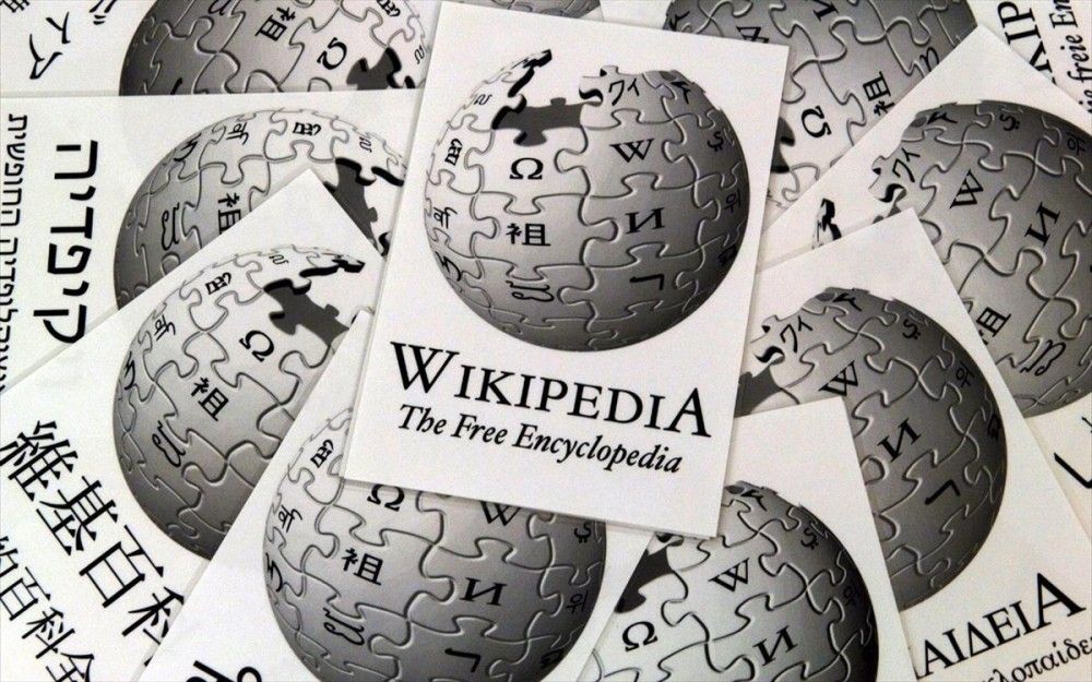 WIKIPEDIA: Ο διανοουμενίστικος σνομπισμός ενάντια στο δικαίωμα της γνώσης