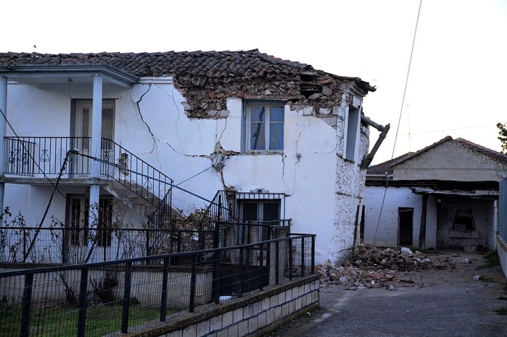 Νέα σεισμική δόνηση 5,2 Ρίχτερ στην Ελασσόνα