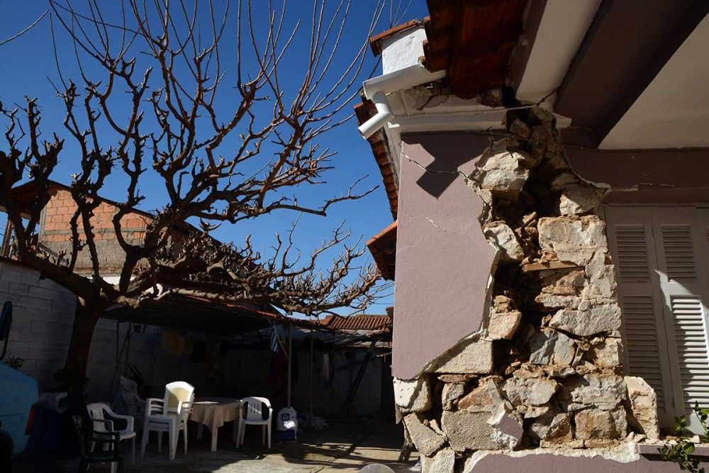 Σύσκεψη για την κατάσταση μετά τον σεισμό