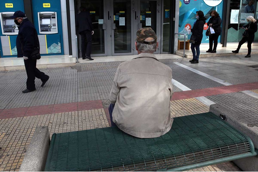 Αυξήσεις και αναδρομικά για 200.000 συνταξιούχους-Αναλυτικά παραδείγματα