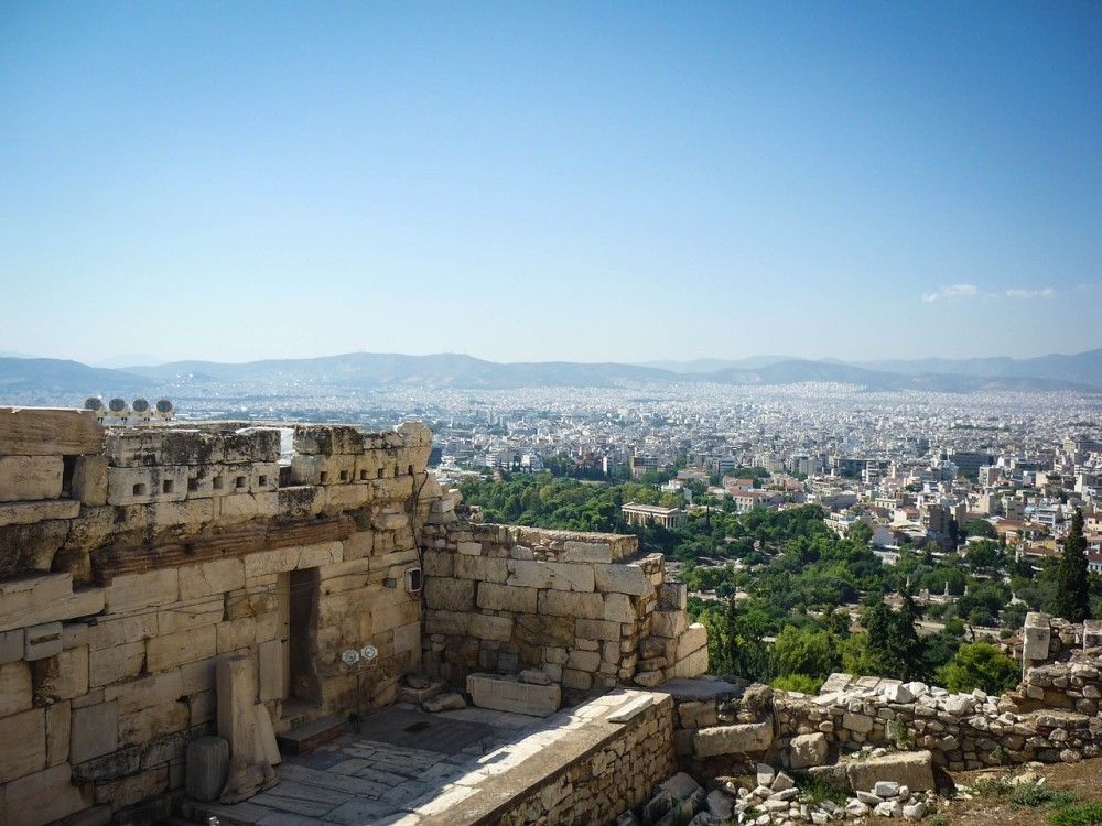 Ανοίγουν αρχαιολογικοί χώροι, κομμωτήρια: Τι αλλάζει στις μετακινήσεις