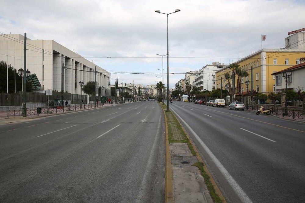 Παράταση lockdown και νέες περιοχές στο «βαθύ κόκκινο»