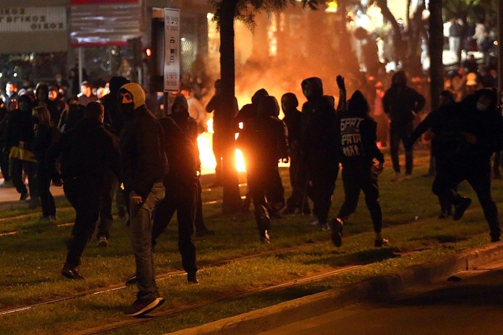 Ταυτοποιήθηκαν άλλοι 3 ύποπτοι για τη δολοφονική επίθεση σε βάρος του αστυνομικού