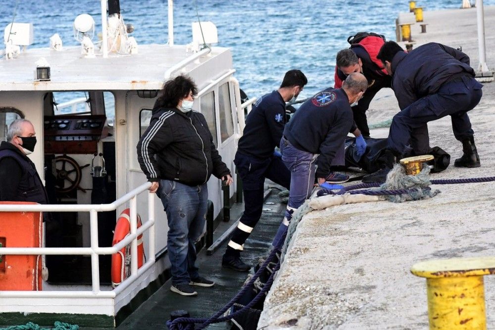 Πτώμα γυναίκας εντοπίστηκε να επιπλέει στον Ισθμό της Κορίνθου