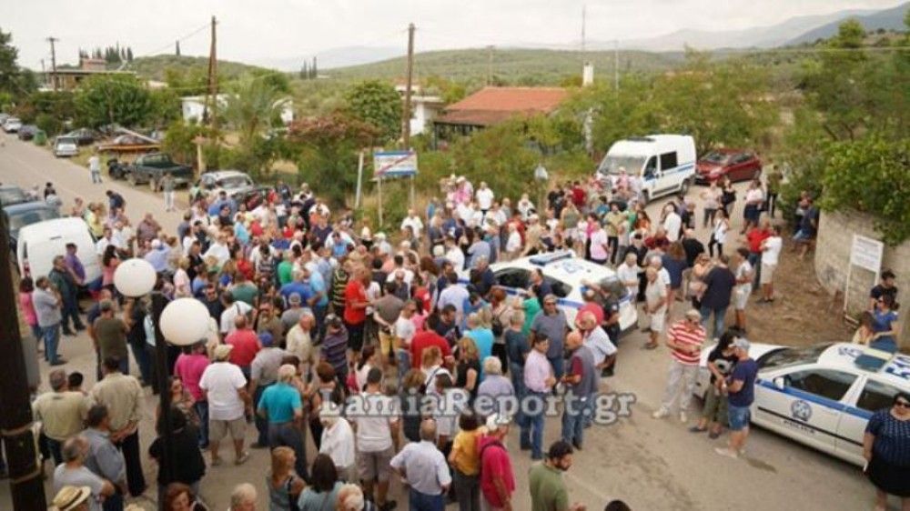 Αναστέλλεται επ&#8217; αόριστον το hot spot στον Καραβόμυλο (video)