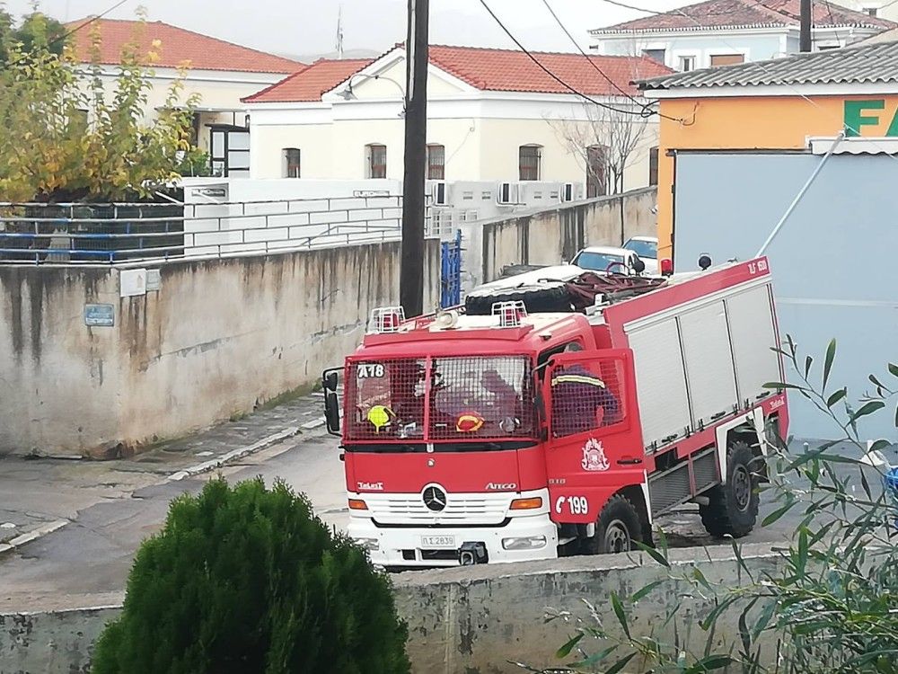 Σάμος: Μεγάλη αστυνομική επιχείρηση κατά των ταραξιών στο ΚΥΤ