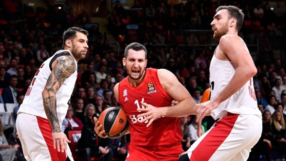 Euroleague: Κατέρρευσε στο τέλος ο Ολυμπιακός και ηττήθηκε (85-82) από την Μπάγερν