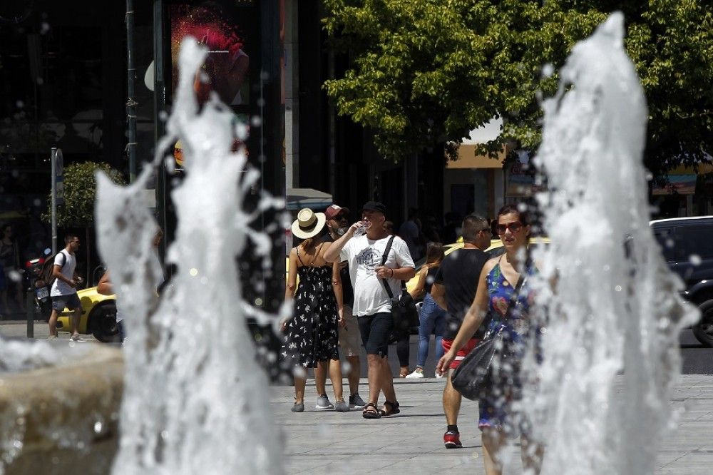 Καλός καιρός σε όλη τη χώρα αύριο &#8211; Άνοδος θερμοκρασίας, εξασθένηση ανέμων