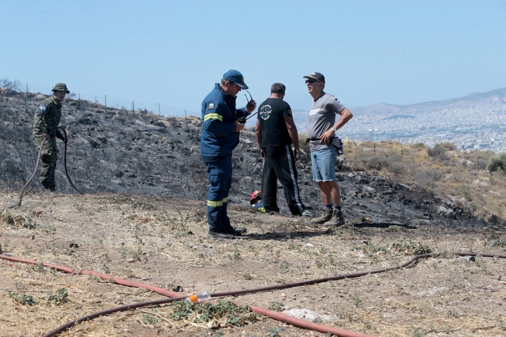 Φωτιά στο Κερατσίνι Αττικής &#8211; Σε υπαίθριο χώρο στο Νέο Ικόνιο