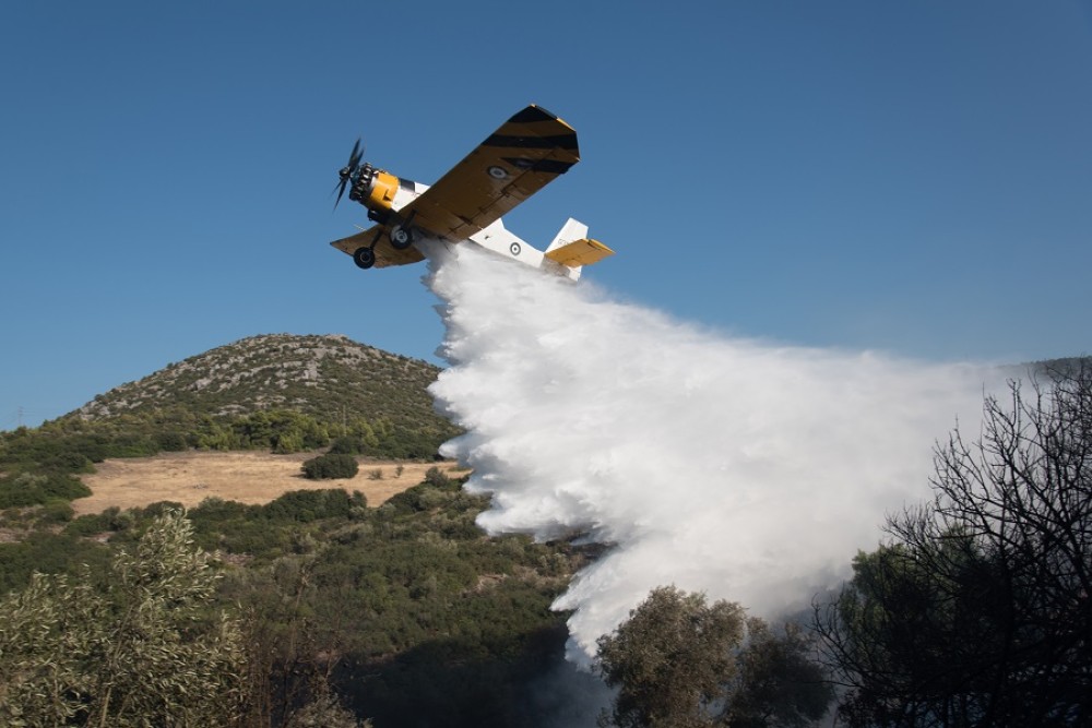 Πυρκαγιά στη Μάνδρα Αττικής