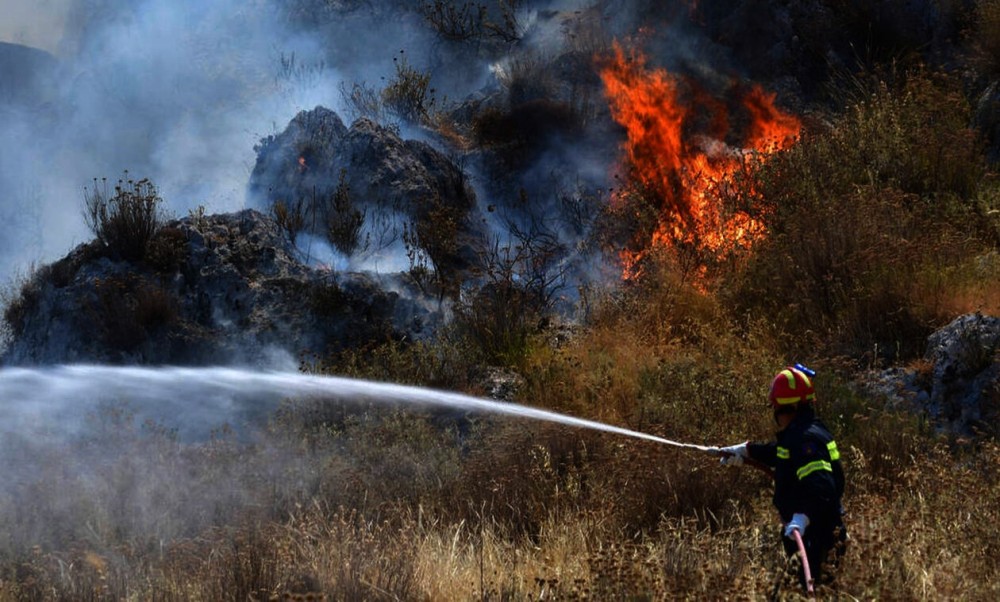 Μεγάλη φωτιά στην Κέρκυρα