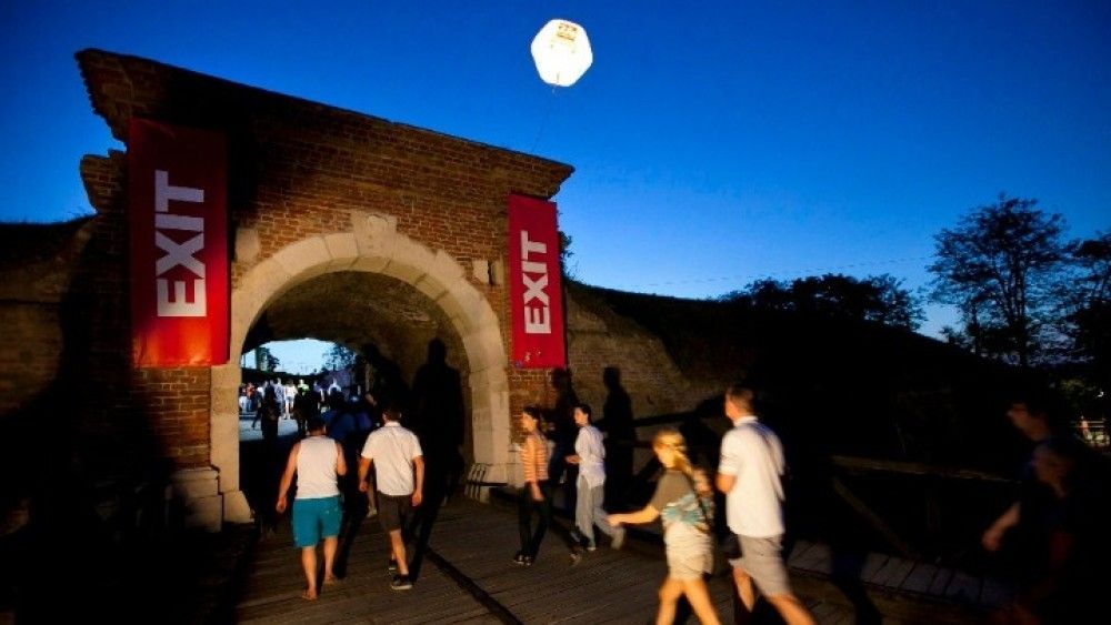 ΕΧΙΤ Festival: Με δωρεάν εμβόλια για καλλιτέχνες και κοινό