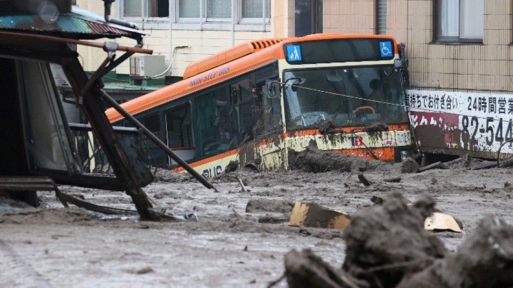 Στις Φιλιππίνες συνετρίβη αεροσκάφος- Αγνοούμενοι στην Ιαπωνία από τις πλημμύρες