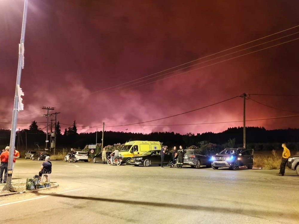 Οι Ένοπλες Δυνάμεις στα πύρινα μέτωπα