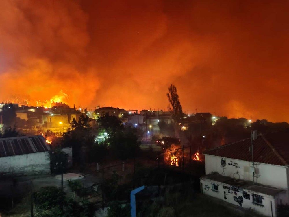 Φωτιά στην Εύβοια-Περιφερειάρχης: Έχασαν τα σπίτια τους πάνω από 300 οικογένειες