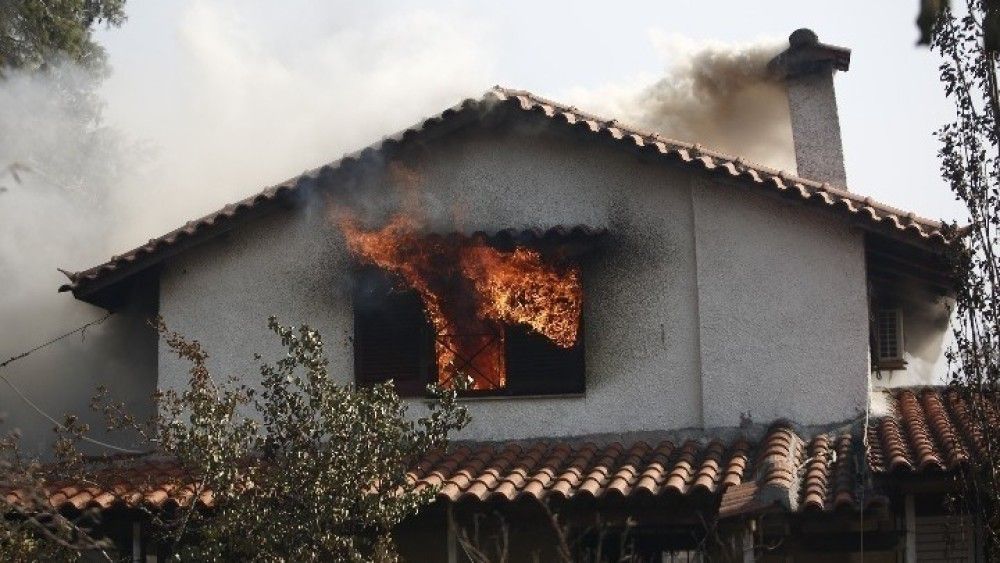 Έκτακτη χρηματοδότηση 3 εκατ. ευρώ σε Περιφέρειες που επλήγησαν από τις πυρκαγιές