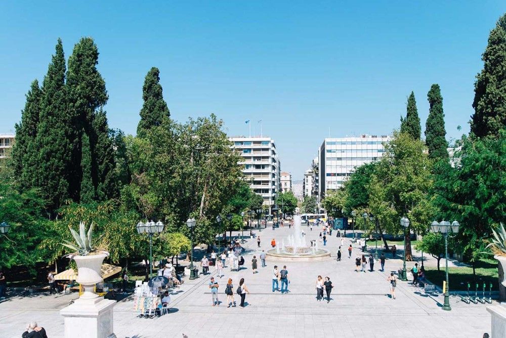 Ολοκληρώθηκαν τα έργα οδοποιίας περιμετρικά της πλατείας Συντάγματος