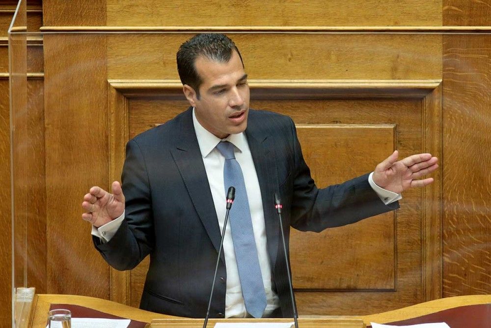 Πλεύρης: Και υγειονομικοί με πλαστά πιστοποιητικά-Ήθελαν να γλιτώσουν την αναστολή