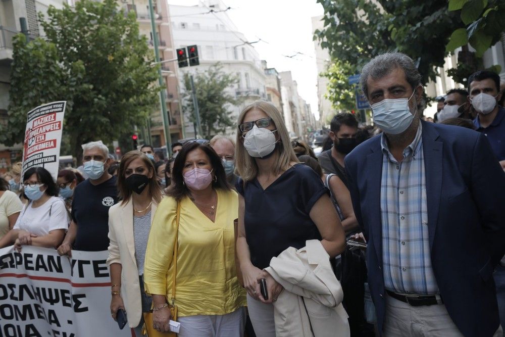 Πολάκης (ανεμβολίαστος): Στην υγειά των ψεκασμένων