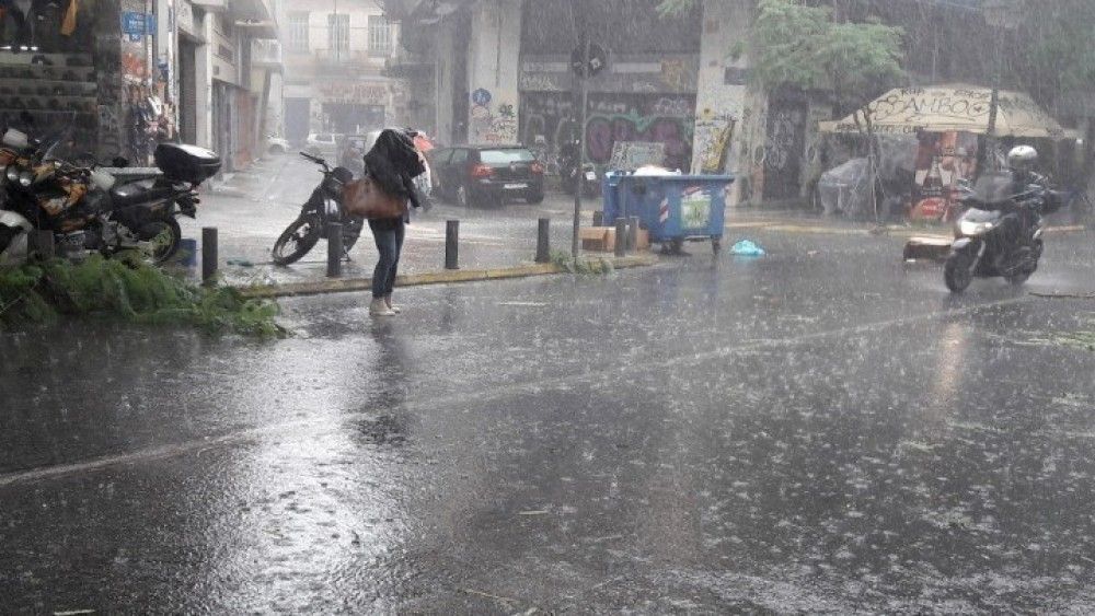 &#8220;Ψυχρή λίμνη&#8221; φέρνει χαμηλές θερμοκρασίες έως το μεσημέρι της Παρασκευής