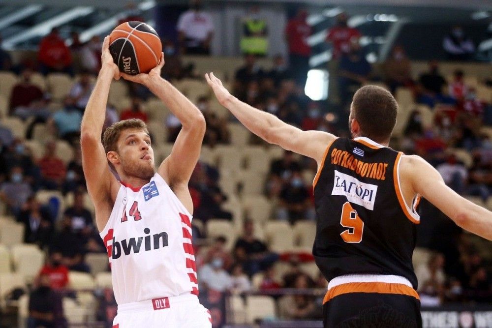 Basket League: Καταιγιστικός Ολυμπιακός, διπλό του Λαυρίου