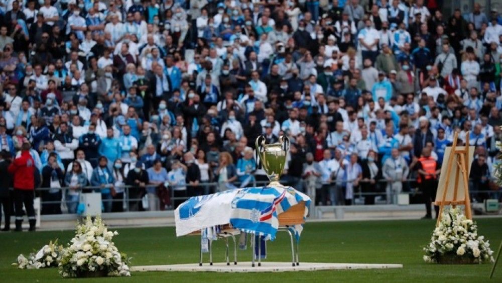 Έγινε στη Μασσαλία η κηδεία του Μπερνάρ Ταπί