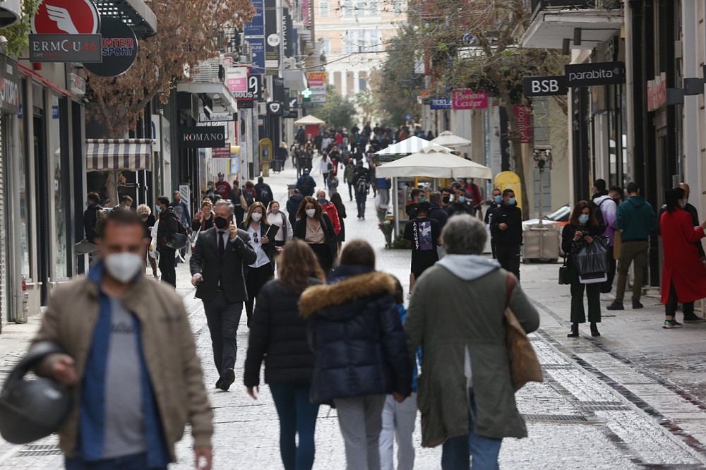 Κορωνοϊός: Πρόβλεψη για 1.000 θανάτους το μήνα μέχρι τα Χριστούγεννα