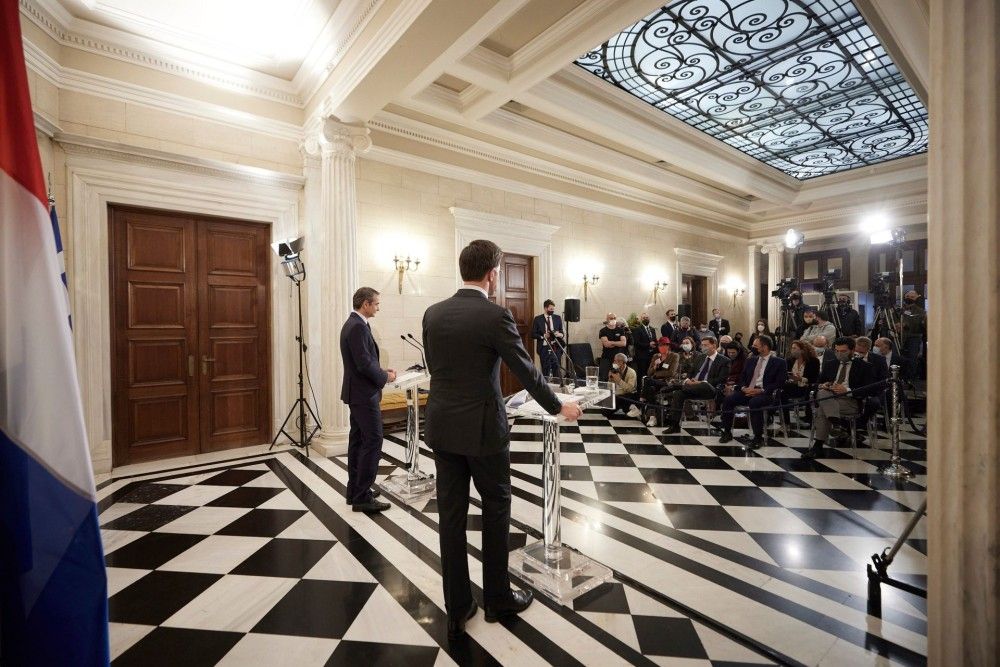 Μία όχι και τόσο μικρή Ολλανδέζα στο Μαξίμου