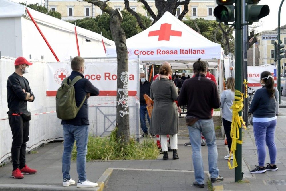 Ιταλία: Προς εμβολιασμό, Χριστούγεννα, και παιδιών ηλικίας 5 με 11 ετών