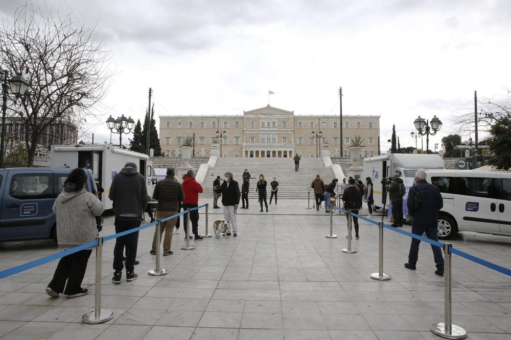 Το Plan B για την ανάσχεση της πανδημίας-Τα επιπλέον μέτρα στο συρτάρι του Μαξίμου