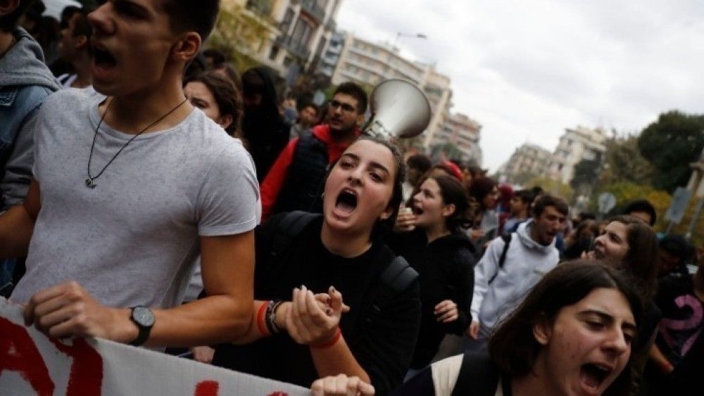 Μαθητικό συλλαλητήριο στο κέντρο της Αθήνας &#8211; Κλειστοί οι δρόμοι