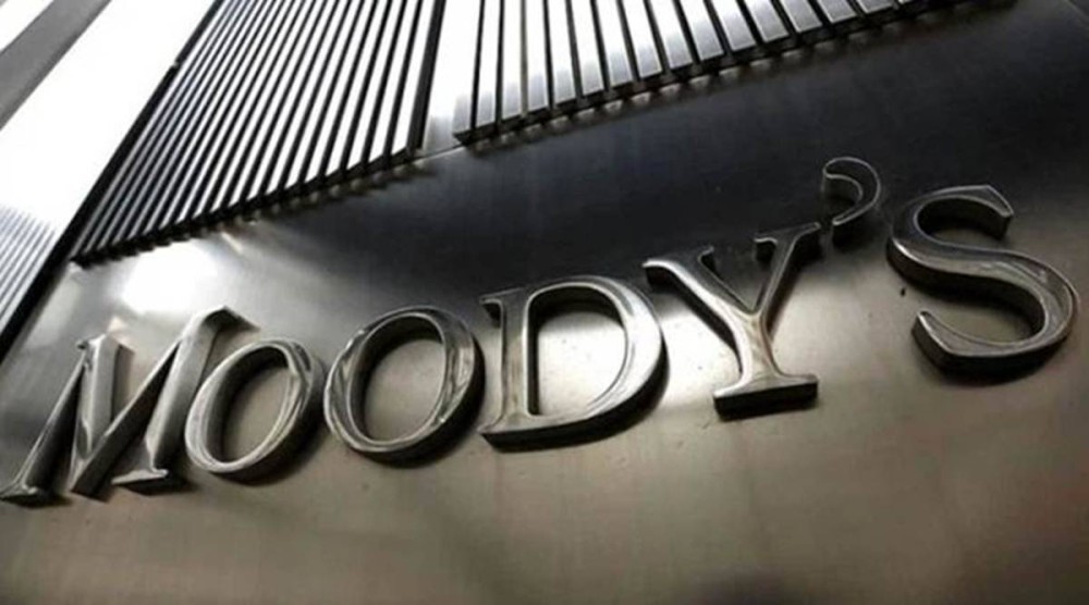 Moody&#8217;s: Στην Ελλάδα η μεγαλύτερη μείωση χρέους το 2022