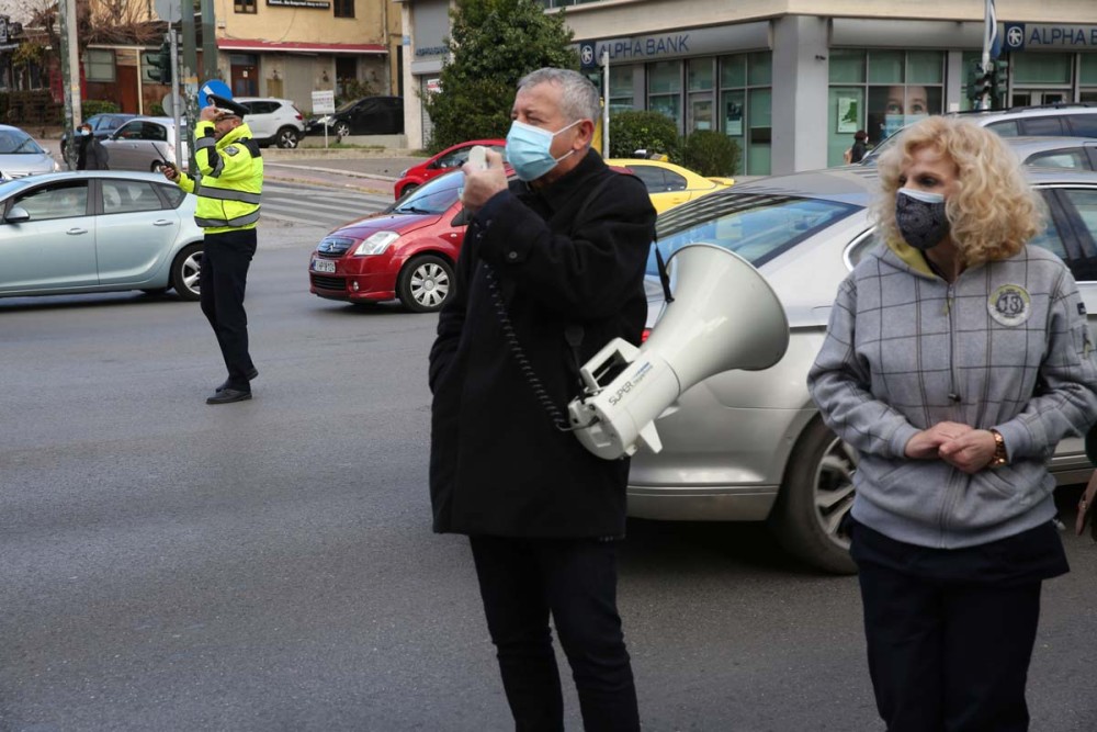 Αυτοδιάψευση και άτακτη υποχώρηση Γιαννάκου, μετά τα fake news για τις ΜΕΘ