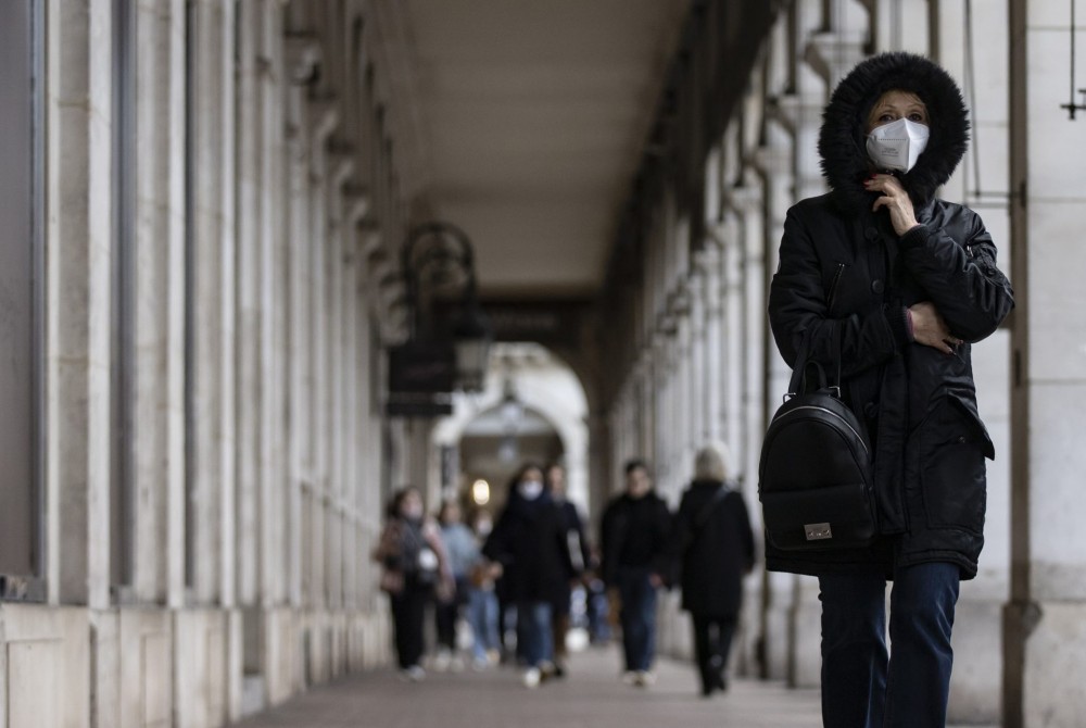 Γαλλία: Μαύρο ρεκόρ &#8211; Δύο νέα κρούσματα κάθε δευτερόλεπτο