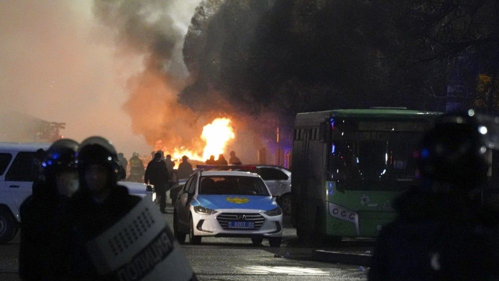 Κανένα ζήτημα με την ασφάλεια των Ελλήνων στο Καζακστάν διαβεβαιώνει το ΥΠΕΞ