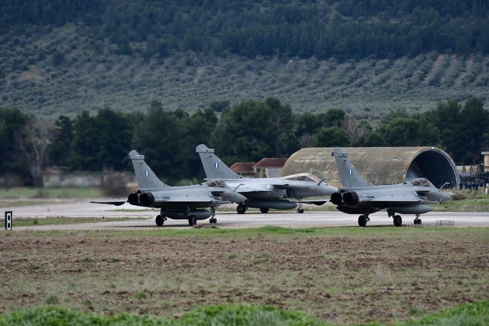 Πρωτοσέλιδο τα Rafale στον γερμανικό τύπο: Η Ελλάδα εξοπλίζεται