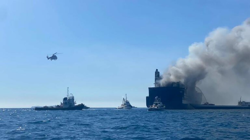 Euroferry Olympia: Απεγκλωβίστηκαν οι δύο από το γκαράζ