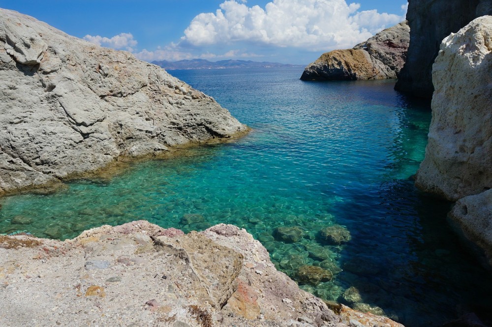 Στην αγορά της Μεγάλης Βρετανίας στοχεύει η Μήλος