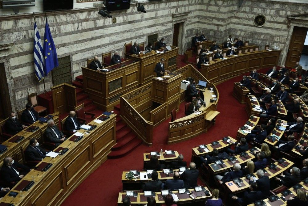 Μητσοτάκης στη Βουλή: Η ρωσική εισβολή είναι παράλογη και ανιστόρητη