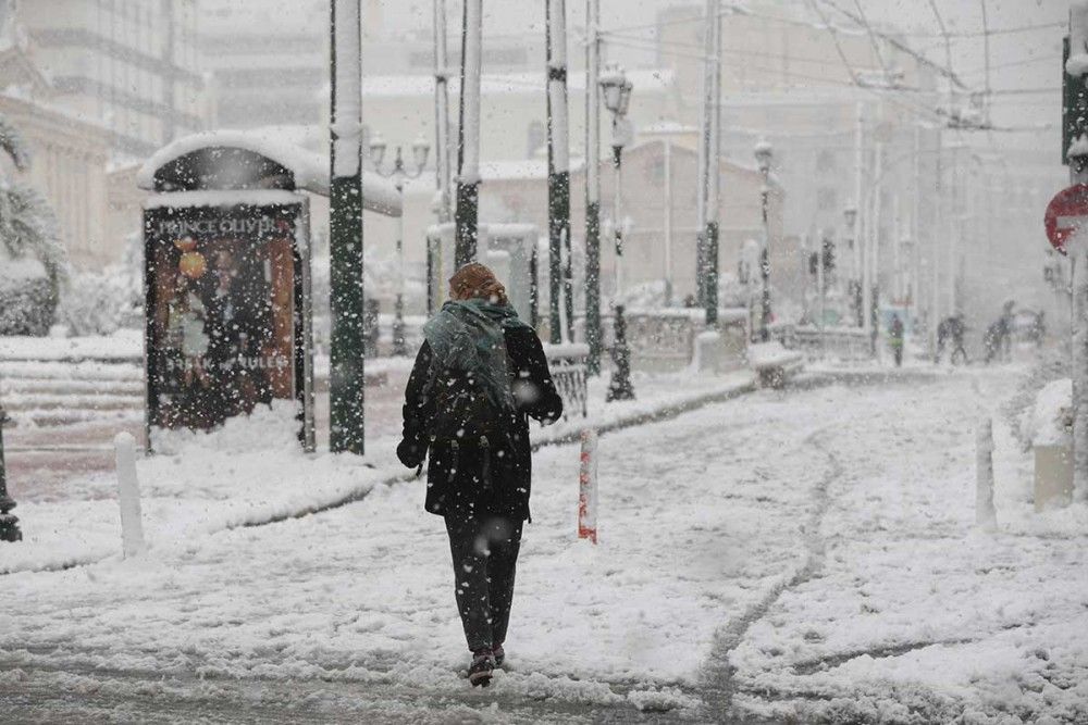 Καιρός: Συνεχείς προειδοποιήσεις για ραγδαία επιδείνωση-Όχι στις άσκοπες μετακινήσεις