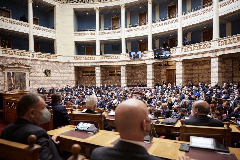 Το τάγμα του Αζόφ και η ντροπή της ελληνικής Βουλής